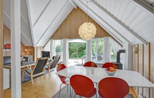 Knebel House | Amazing Home In Knebel With Wifi