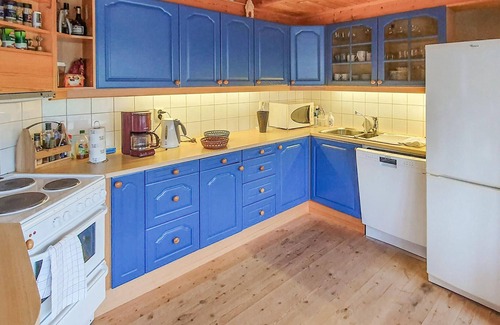 Tysnes House | Amazing home in Lundegrend