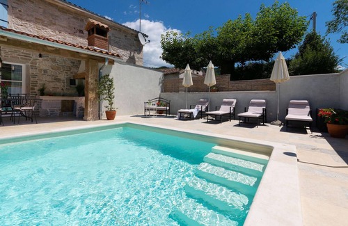 Kaldir House | Amazing home in Motovun