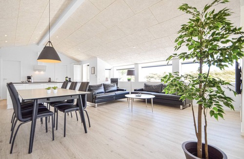 Lakolk House | Amazing home in Rømø with WiFi