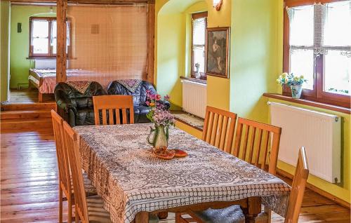 gmina Skape House | Amazing Home In Skape With Kitchen