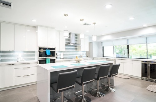 Emerald Hills House | AMAZING LARGE NEWLY REMODELED ESTATE HOME