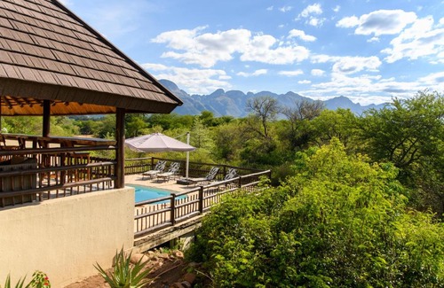 Hoedspruit Villa | Amazing mountain views! Solar powered!
