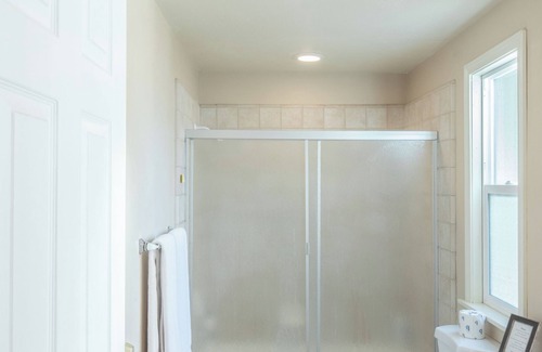 Squaw Valley Apartment | Amazing place! Near Kings/Sequoia/WiFi/Fridge/Coffee/Microwave/Outdoor Seating!