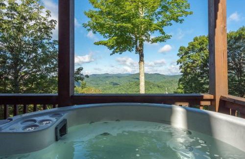 Wolf Laurel House | Amazing VIEWS Hot Tub Pool Table Fireplace