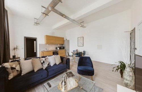 Turnham Green Apartment | Amazing warehouse conversion apartment in Chiswick