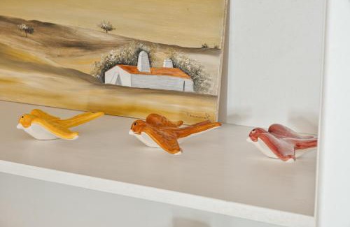 Estremoz House | Amber and Rust Estremoz City House