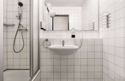 Passau Hotel | Amedia Express Passau Trademark Collection by Wyndham