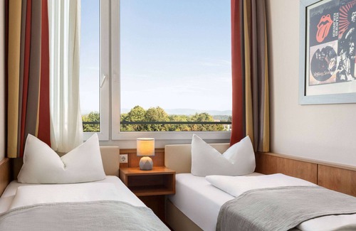 Passau Hotel | Amedia Express Passau Trademark Collection by Wyndham