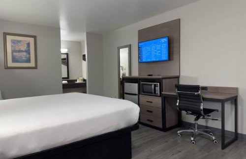 North Loop Hotel | Americas Best Value Inn Austin