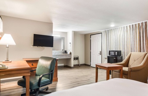 Lebanon Hotel | Americas Best Value Inn Lebanon, MO