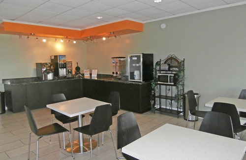 Newnan Hotel | Americas Best Value Inn Newnan