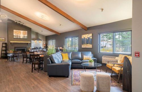 Grand Rapids Hotel | AmericInn by Wyndham Grand Rapids