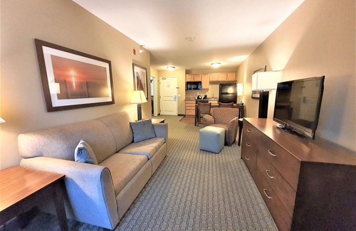 Chisago City Hotel | AmeriVu Inn and Suites - Chisago City