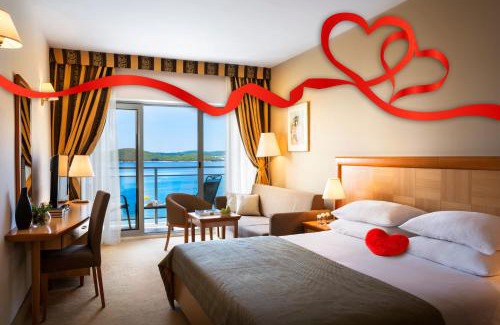 Orebic Hotel | Aminess Vival Grand Azur Hotel