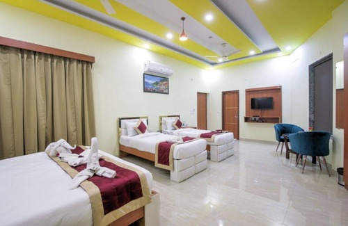Greater Noida Hotel | Amit House