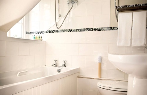 Chard House | Ammonite Lodge Guest House