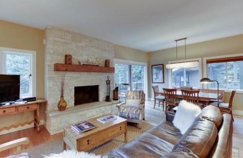 Elkhorn Apartment | Among the Wildflowers