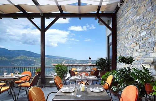 Ampelakia Hotel | AMPELOS HOTEL