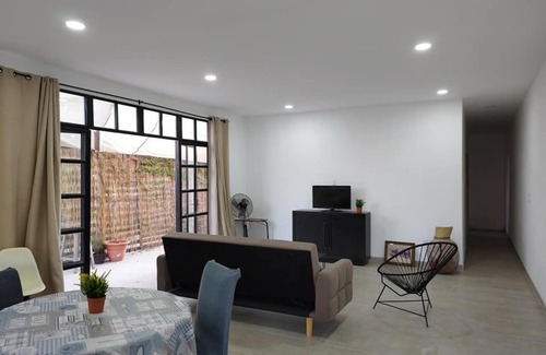 Ciudad Fernandez House | Amplio departamento CASA MANGO