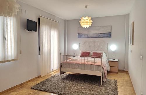 Valdeolleros Apartment | Amplio y Moderno Apartamento Lorenzo Ferreira