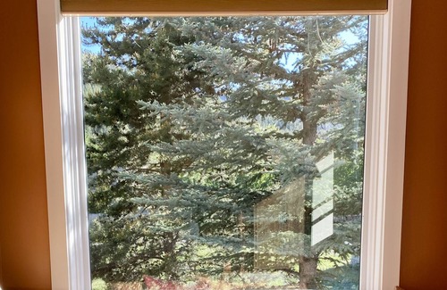 Sun Valley House | An exquisite modern home, high-end neighborhood, below the Sawtooth wilderness.