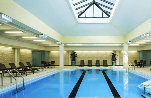 Birmingham House | An Inviting Room for a Comfortable Stay