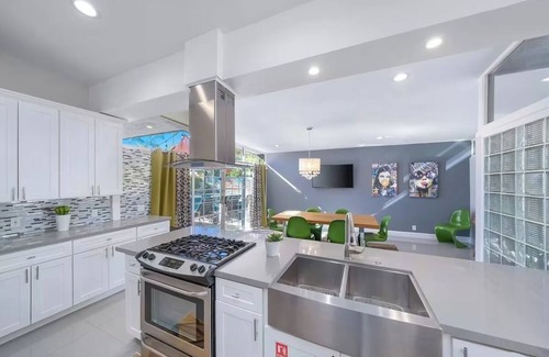 Tahquitz River Estates House | An Oasis in the Heart of Palm Springs!