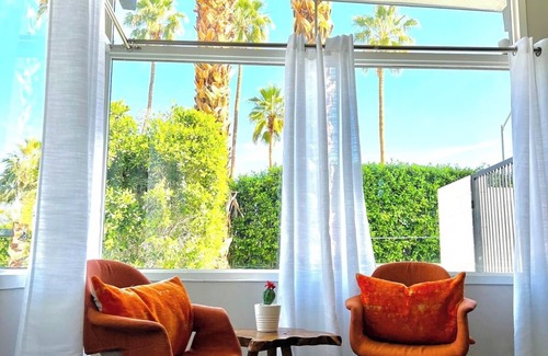 Tahquitz River Estates House | An Oasis in the Heart of Palm Springs!