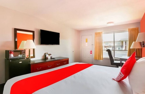 Texarkana House | An Upscale & Best Suite! W/ 24 hr Front Desk