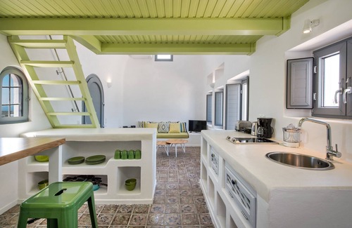 Pyrgos Villa | Ananda Retreat