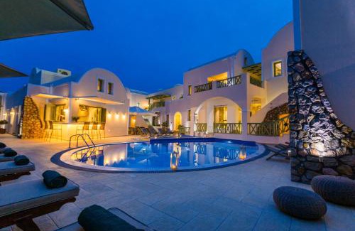 Kamari Hotel | Anassa Deluxe Suites