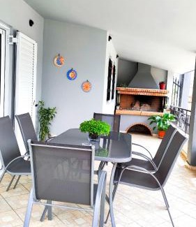 Igoumenitsa Apartment | Anastasiou Home in central crossroad