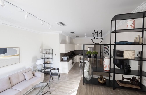 Plaka Apartment | Ancient Athens Great Apt Home Office w/Acropolis View