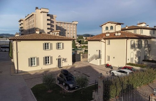 Novoli - San Donato Apartment | Ancient Well 1 | Villa Carobbi Apt