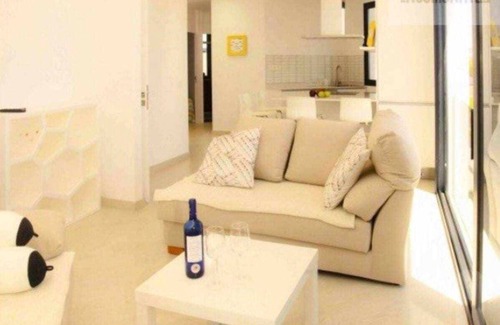 Arrieta Apartment | ANCLADA ALTA HOUSE in Playa de Arrieta