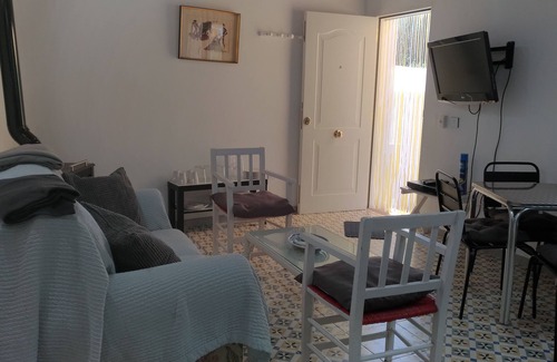 El Pedroso Cottage | Andalusian Cozy Country House La Umbria by the riverside Casa del Patio