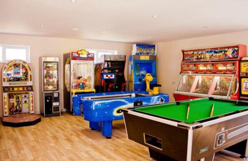 Axminster Resort | Andrewshayes Orchard Retreat