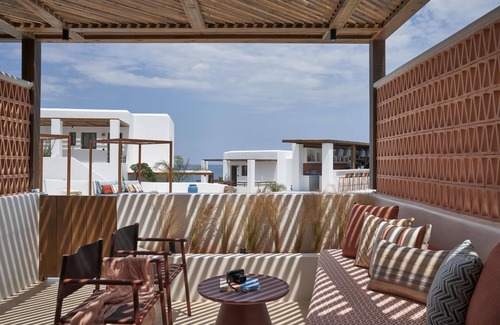 Parikia Apartment | Andronis Minois