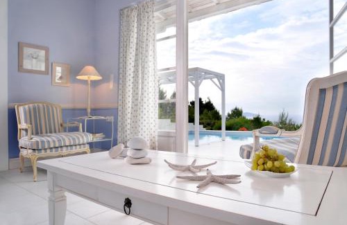 Votsi Villa | Anemolia Villas with private pools near the most beautiful beaches of Alonissos