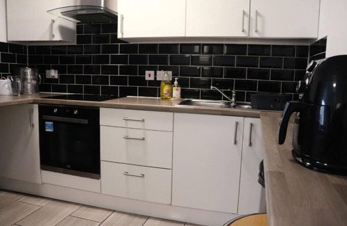Everton Apartment | Anfield Contractors Accommodation