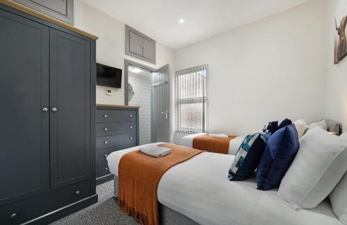 Anfield House | Anfield Nest - Air Host & Stay - 3 bed 3 bath