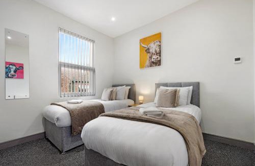 Anfield House | Anfield Nest - Air Host & Stay - 3 bed 3 bath