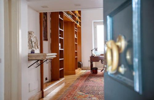 Rione IX Pigna Apartment | Angi's home the new Luxury in Rome heart