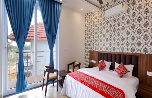 Kalapettai Hotel | Anglo Resort