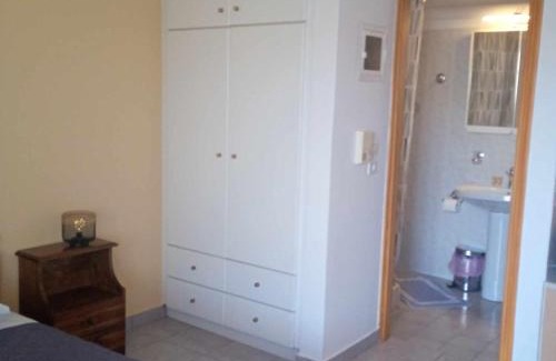 Lixouri Apartment | Anna's Apartment 1 - Cozy stay for 3 in Lixouri