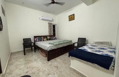 Tirupati House | Annamaiah Guest House & Homestay - Tirupati - Home Food Service