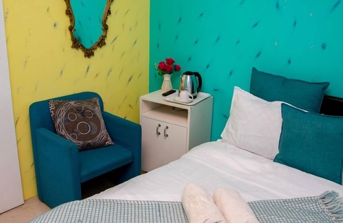 Cape Town Cabin | Annex lodge - Suite 2