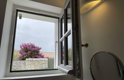 Loix House | Annexe Privative Avec Piscine et Jardin sur L'ile de Re