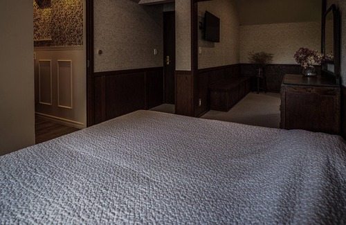 Tateshina House | Annie Hills